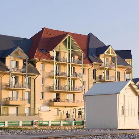 Comfortably Furnished With A Balcony Or Terrace